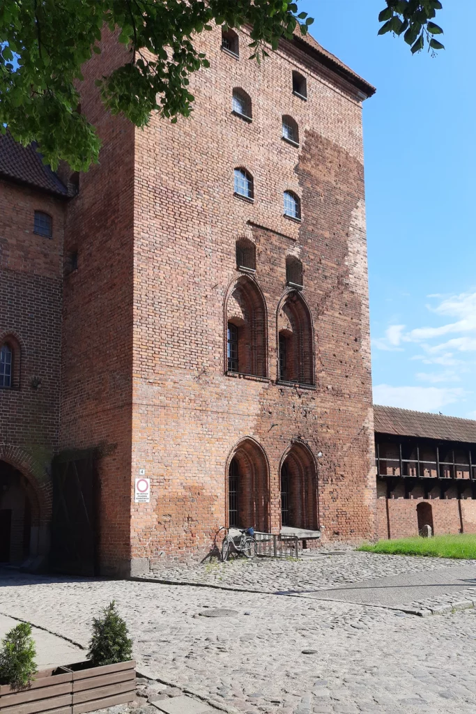 Largest Castle in the World Malbork castle tower
