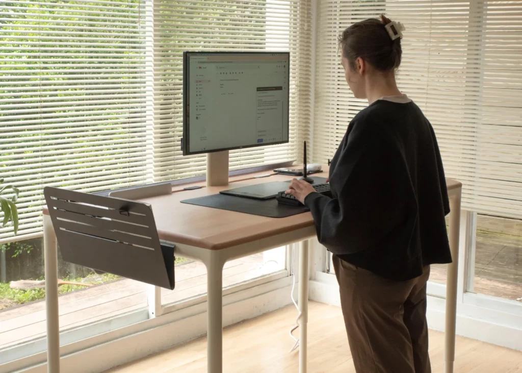 Electric standing desk for spine health - Beflo desks